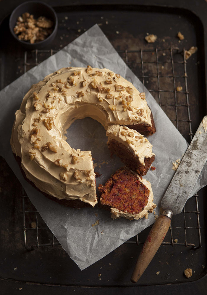 carrot and beetroot cake with caramel cream cheese frosting