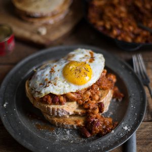 A recipe for home made chipotle baked beans