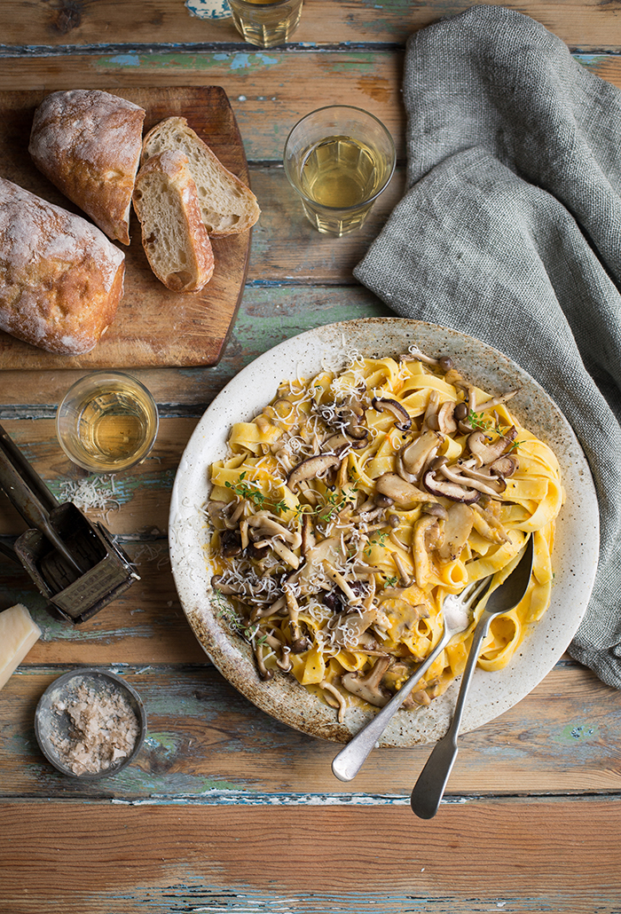  Tagliatelle with roasted butternut & mascarpone sauce and pan fried mushrooms 