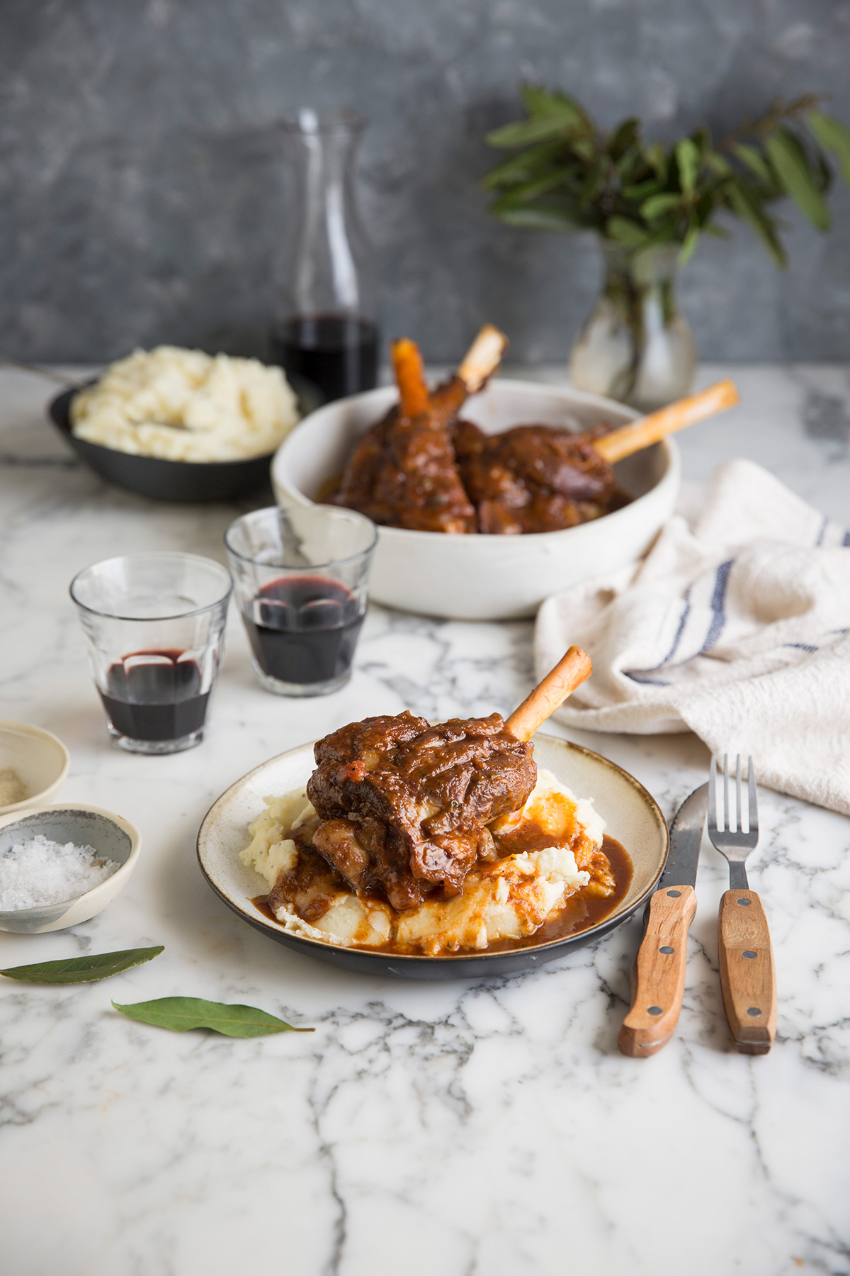 Lamb shanks with red wine, rosemary & bay leaves in the Instant Pot