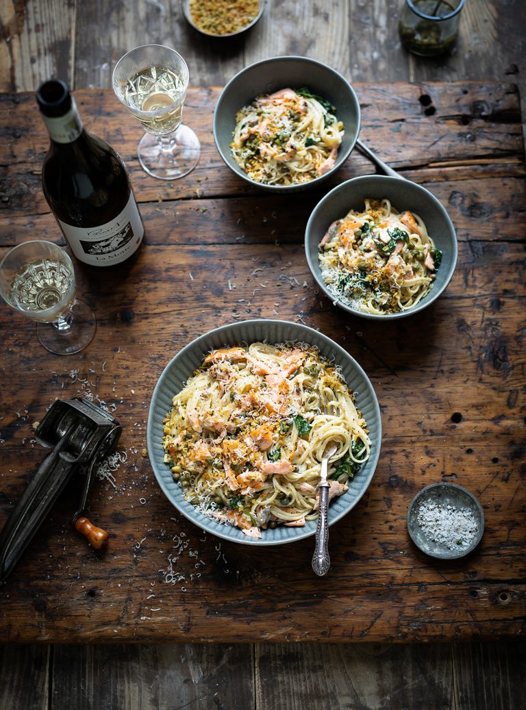 Creamy salmon pasta with spinach & capers
