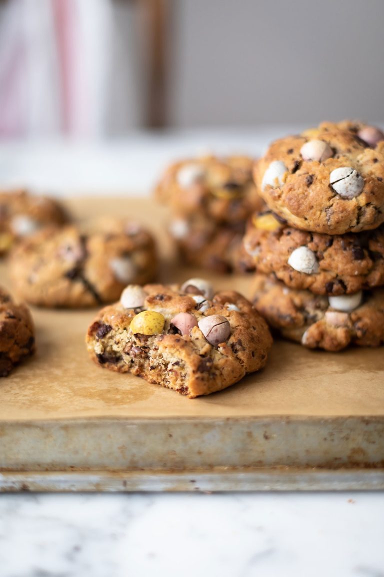 Chunky New York bakery-style chocolate chip Easter cookies